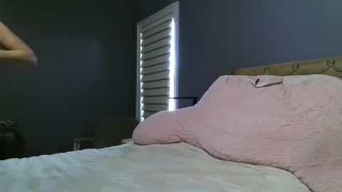 LisaisLuscious online show from 04.19.26