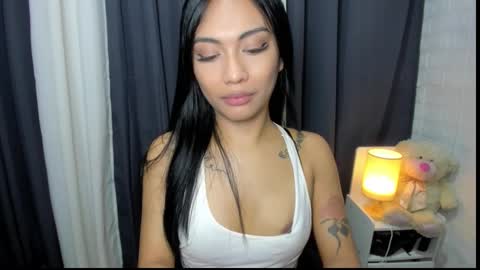sexygoddessappira online show from 12.14.25