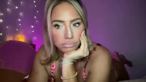 Snapshot of sexygoodvibebabe69 chatting on 12.28.24 Ashley Love online show from 12.28.24