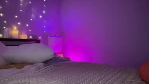 Snapshot of sexygoodvibebabe69 chatting on 01.05.25 Ashley Love online show from 01.05.25