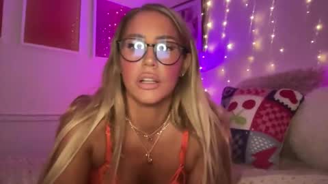 Ashley Love online show from 04.03.26