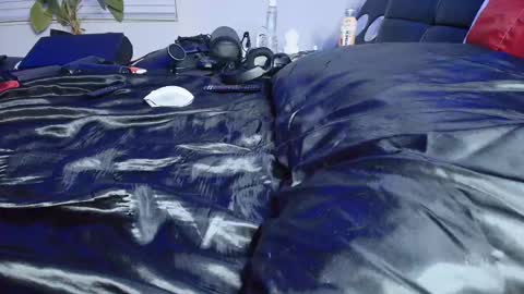 Snapshot of sexyhornyman1993 chatting on 02.16.25 sexyhornyman1993 online show from 02.16.25