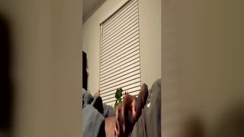 sexyhornyman1993 online show from 04.29.26