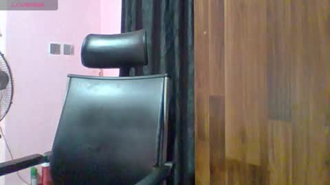 Snapshot of sexyhotbody_haileyxx chatting on 09.10.25 Hailey online show from 09.10.25