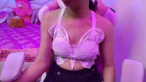 sexyislive online show from 02.28.25