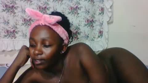 Snapshot of sexyjoane chatting on 02.07.25 JOAN online show from 02.07.25