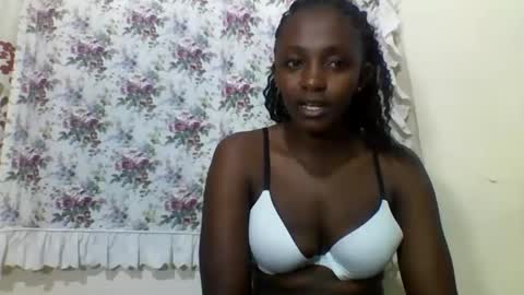 Snapshot of sexyjoane chatting on 02.13.25 JOAN online show from 02.13.25