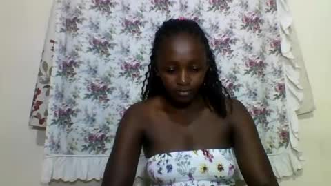 Snapshot of sexyjoane chatting on 02.17.25 JOAN online show from 02.17.25