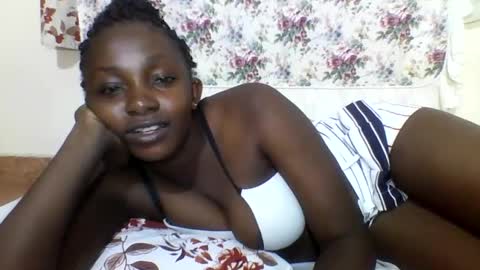 Snapshot of sexyjoane chatting on 02.19.25 JOAN online show from 02.19.25