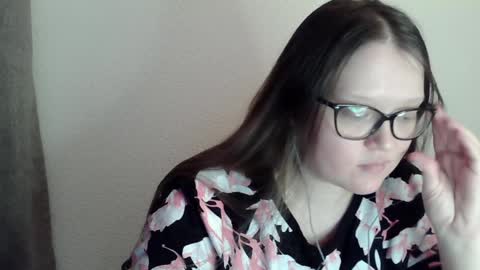 Kate online show from 01.01.25