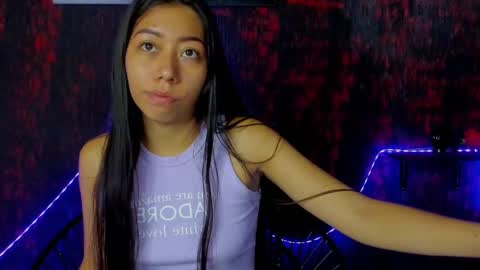 laura online show from 12.23.24