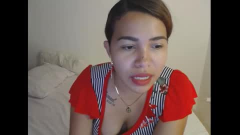 Snapshot of sexyloba_ chatting on 02.17.25 sexyloba independent model online show from 02.17.25
