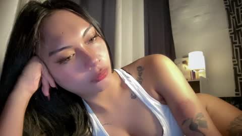 maxine online show from 03.25.26