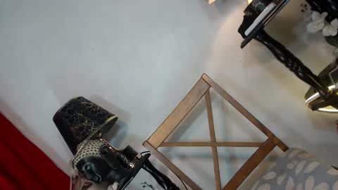 Queen Sofia online show from 01.02.25