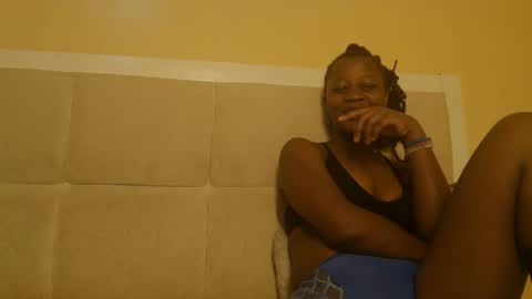 Miss mia online show from 09.19.25