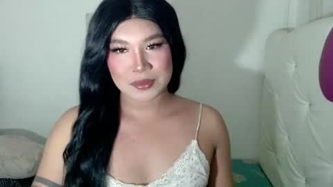 Mika online show from 11.05.25