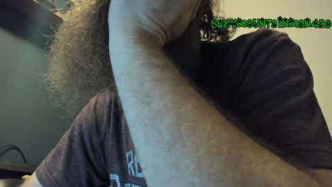 Sexymountainman420 online show from 12.21.24