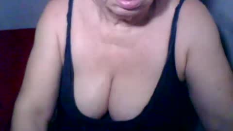 AnneSofia online show from 12.31.24