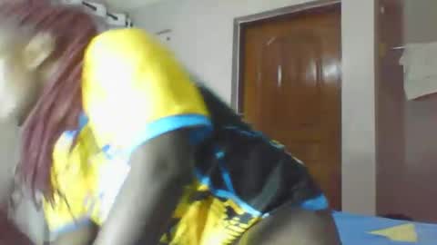 Snapshot of sexypamm chatting on 02.25.26 sexypamm online show from 02.25.26