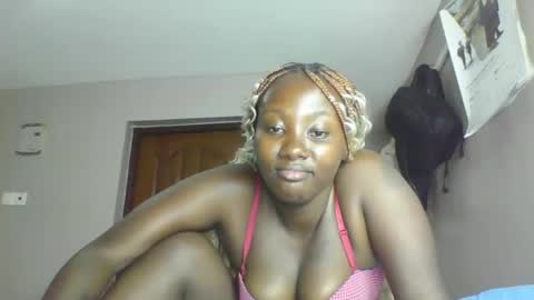 Snapshot of sexypamm chatting on 03.13.26 sexypamm online show from 03.13.26