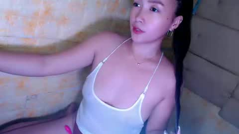 Miyah online show from 01.10.25