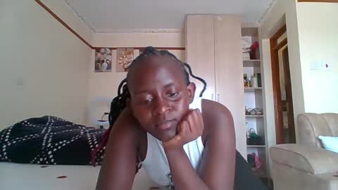 Snapshot of sexyreddebony chatting on 01.16.25 sexyreddebony online show from 01.16.25