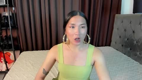 Snapshot of sexyslotjade chatting on 04.08.26 JADIEEE SO online show from 04.08.26