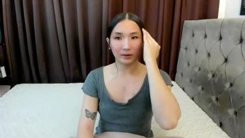 Snapshot of sexyslotjade chatting on 05.05.26 JADIEEE SO online show from 05.05.26