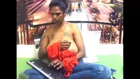 sexyva4u2luv online show from 02.08.25