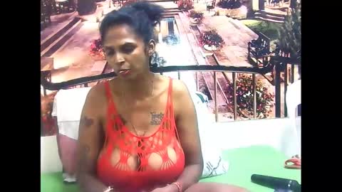 sexyva4u2luv online show from 02.11.25