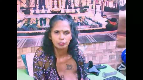 sexyva4u2luv online show from 09.18.25