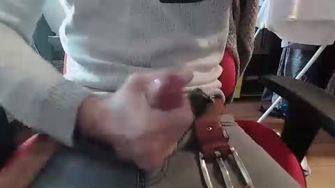 Snapshot of sexyvienna1989 chatting on 10.19.25 sexyvienna1989 online show from 10.19.25