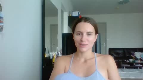 Snapshot of sexyviolettcat chatting on 02.28.26 Victory online show from 02.28.26