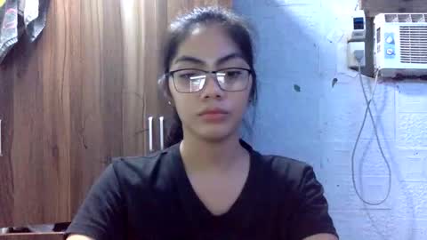 Xenaaa online show from 10.19.25