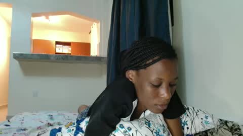 Snapshot of sexyy_janey chatting on 01.04.25 Janey online show from 01.04.25