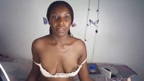 Snapshot of sexyypie chatting on 02.09.26 sexyypie online show from 02.09.26