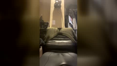 Snapshot of sexyzaddy94 chatting on 03.17.26 sexyzaddy94 online show from 03.17.26