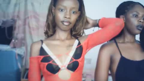 Snapshot of sexyzuriel chatting on 02.10.26 sexyzuriel online show from 02.10.26