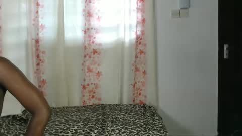 sexyzuriel online show from 05.25.26
