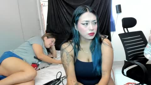 Snapshot of sgmr chatting on 02.05.25 MiaSergio online show from 02.05.25