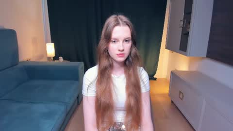 Lola online show from 08.10.26