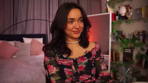 Lily  online show from 11.05.25