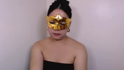 Snapshot of shadowseductress chatting on 02.02.26 shadowseductress online show from 02.02.26