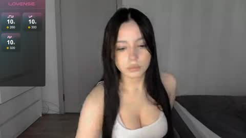 Snapshot of shaecatalina chatting on 05.20.26 shaecatalina online show from 05.20.26