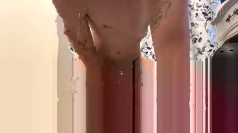 Snapshot of shaggyslim69 chatting on 01.06.25 shaggyslim69 online show from 01.06.25