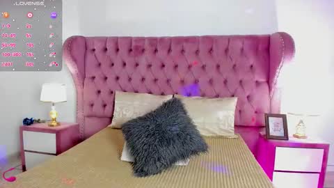 Shaina online show from 10.18.25