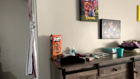 Shaman Woman online show from 12.04.24