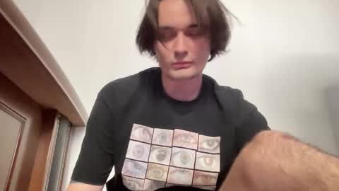 Snapshot of shame_onme chatting on 10.28.25 shame online show from 10.28.25