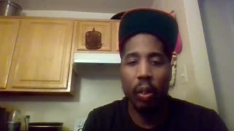 Snapshot of shameak chatting on 12.16.24 Shameak online show from 12.16.24