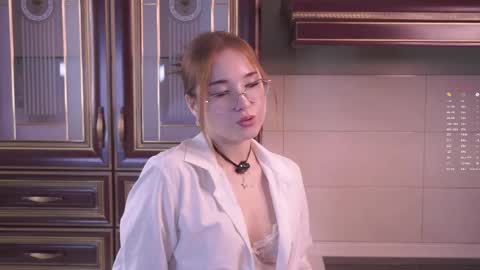Snapshot of shandrahoner chatting on 04.15.26 Liza online show from 04.15.26